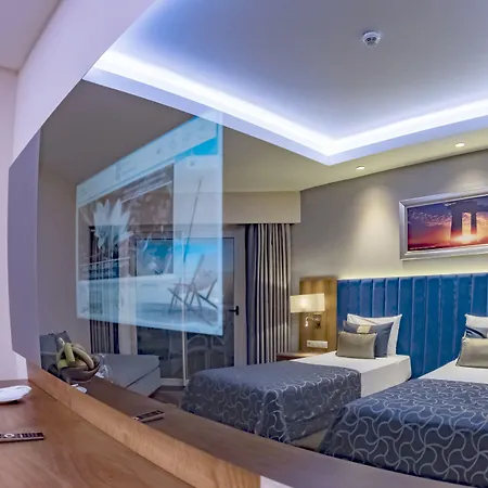 Liberty Lara 5* Antalya