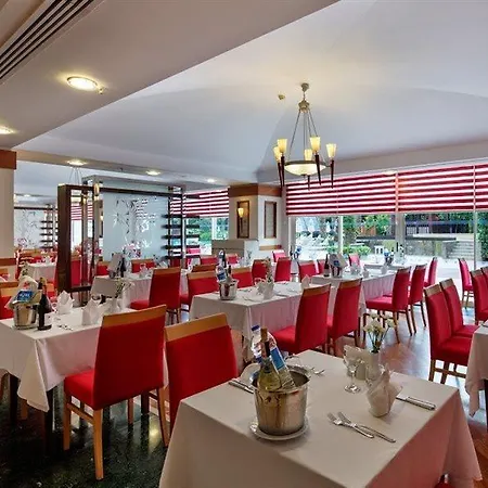 Курортный комплекс Liberty Lara 5*